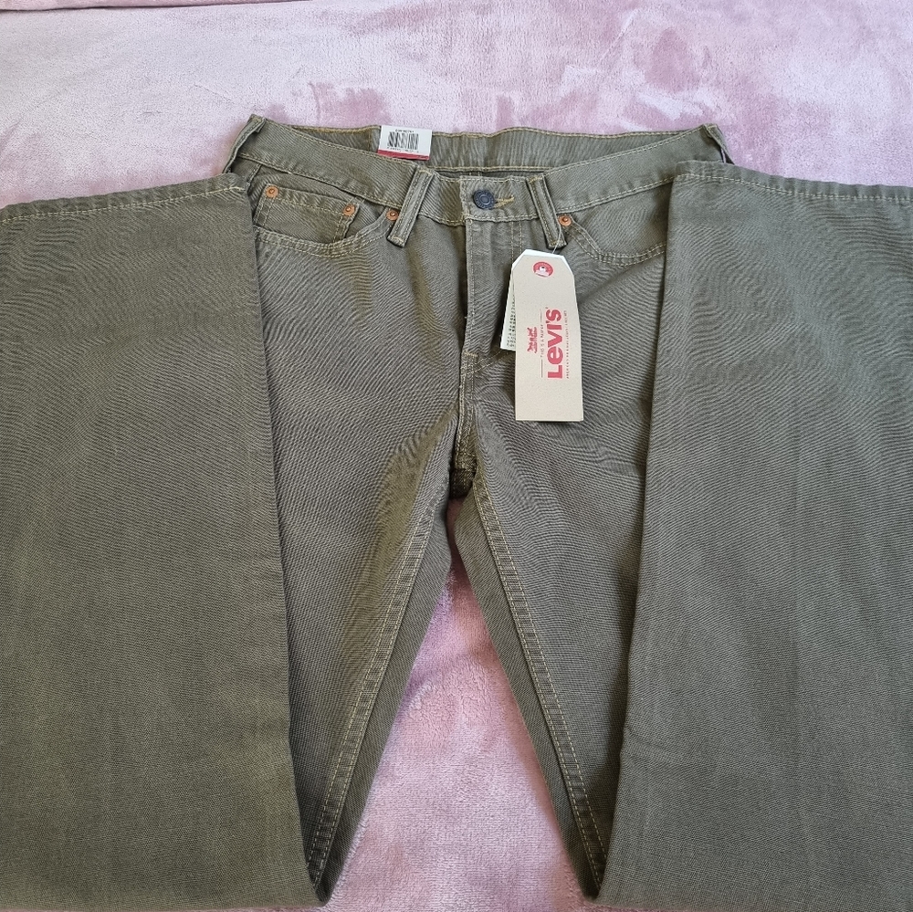 Levi's 514 straight leg pant olive green Size W29/L32 New With Tags - Picture 2 of 10